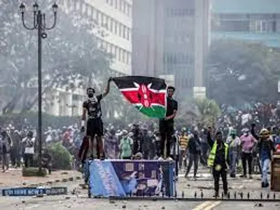 करवाढ विरोधात केनियामध्ये हिंसक आंदोलन