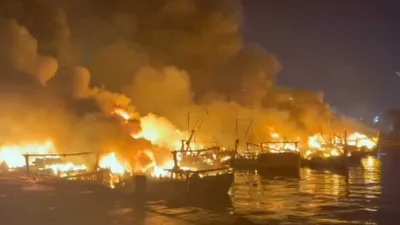आंध्रात मच्छिमारांच्या 40 बोटी जळून खाक
