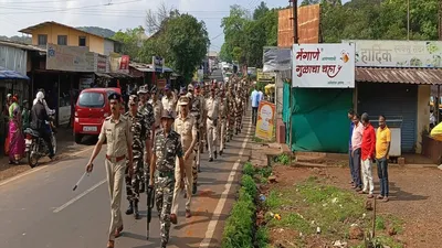 विधानसभा निवडणूकीच्या पार्श्वभूमीवर आंबोलीत पोलिसांचे पथसंचलन