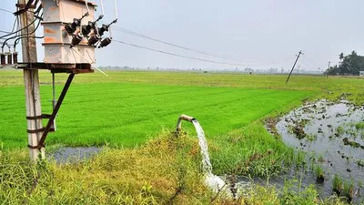 आधारलिंक असलेल्या शेतकऱ्यांनाच मोफत विजेची सुविधा