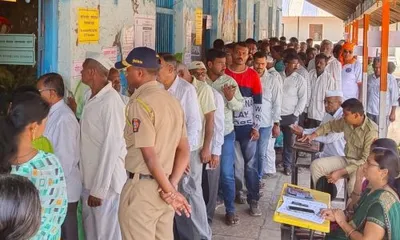 sangli   जिल्ह्यात सरासरी ६० टक्के मतदान  सांगलीत चुरशीने मतदानानंतर  निकालाकडे लक्ष
