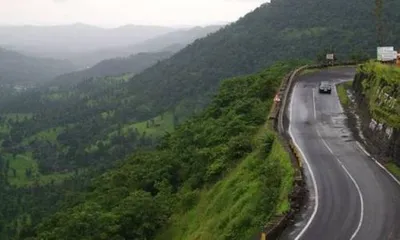 भोस्ते घाटात आढळलेल्या मृतदेहाचे गूढ वाढले   स्वप्न पडलेल्या युवकाचा खेडमध्ये वावर