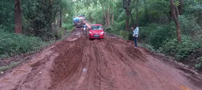 जांबोटी खानापूर रस्त्याच्या विकासाकडे शासनाचे दुर्लक्ष