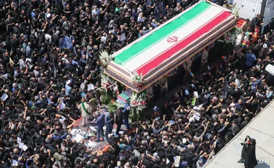 इराणचे राष्ट्राध्यक्ष रईसी यांच्यावर अंत्यसंस्कार