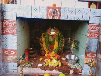 ‘बजरंग बली की जय’च्या गजरात हनुमान जयंती साजरी