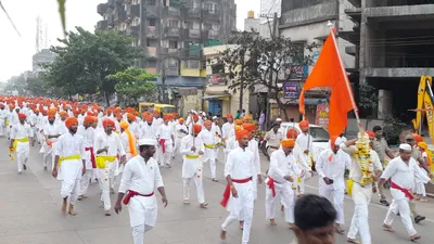 पाचव्या दिवशीच्या दौडमध्ये देखाव्यांचे आकर्षण