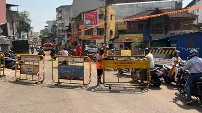 उत्सवकाळात रस्त्यांच्या खोदाईने वाहतूक व्यापारावर परिणाम