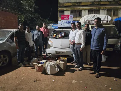 गोवा बनावटीची लाखाची दारू जप्त  अडीच लाखांचा मुद्देमाल हस्तगत